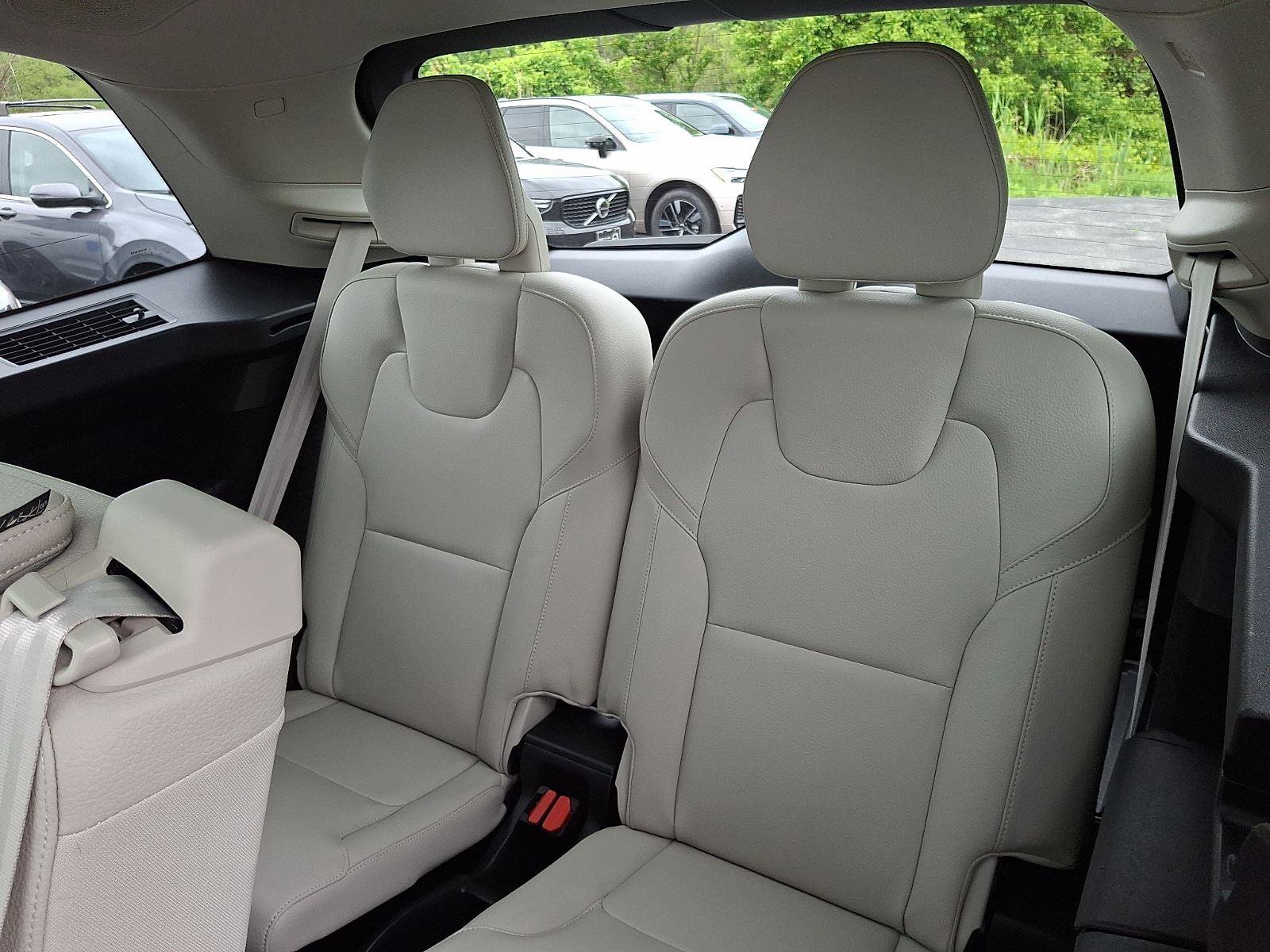 Certified 2023 Volvo XC90 B6 Plus AWD/4WD image 10