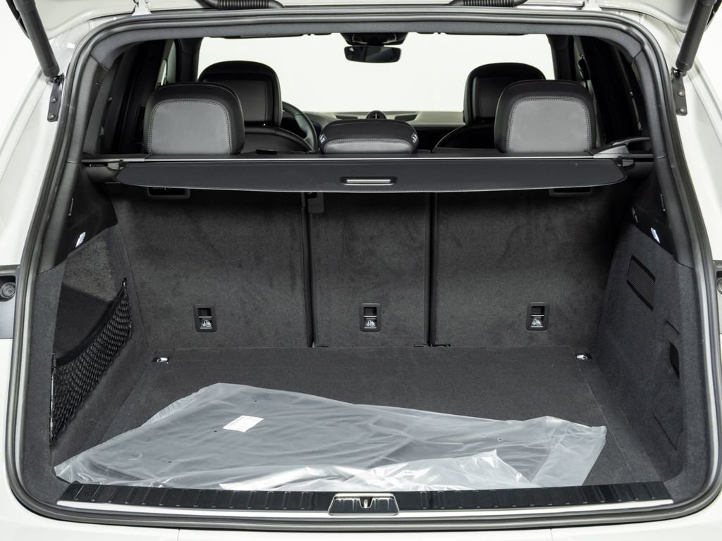 New 2026 Porsche Cayenne image 32