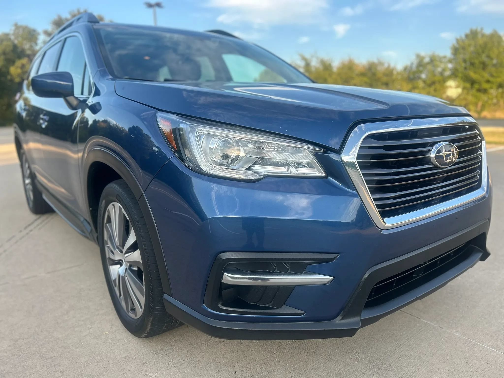 Used 2021 Subaru Ascent Premium w/ Sport Package AWD/4WD image 4