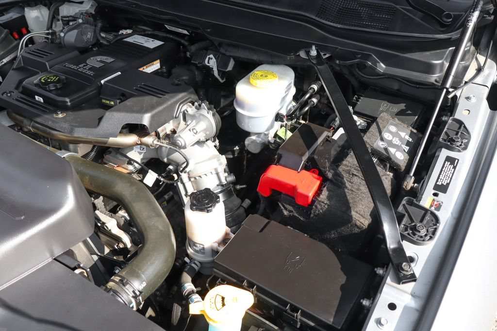 Used 2024 RAM 3500 Tradesman AWD/4WD image 15