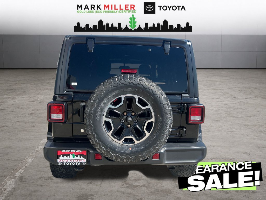 Used 2019 Jeep Wrangler Unlimited Sahara AWD/4WD image 4
