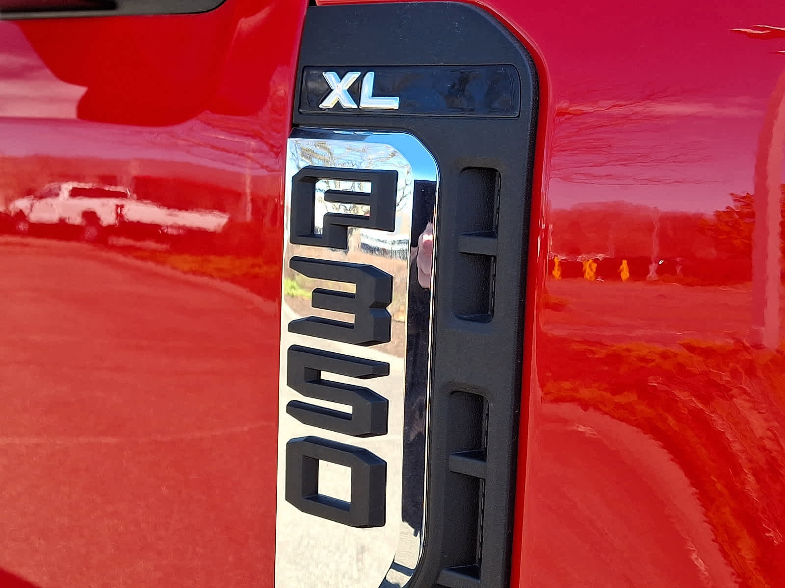 Used 2026 Ford F350 XL w/ XL Chrome Package AWD/4WD image 32