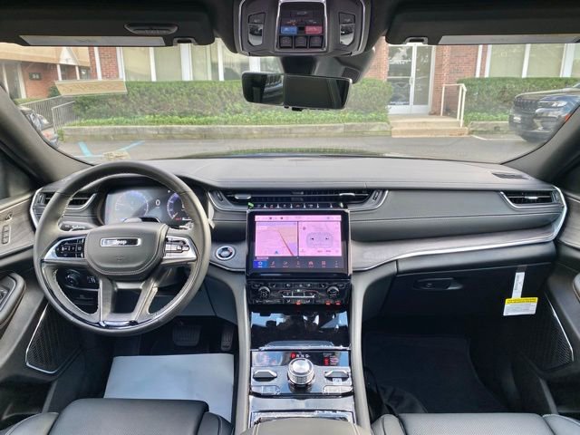 New 2025 Jeep Grand Cherokee Overland w/ Adv Protech Group III image 25