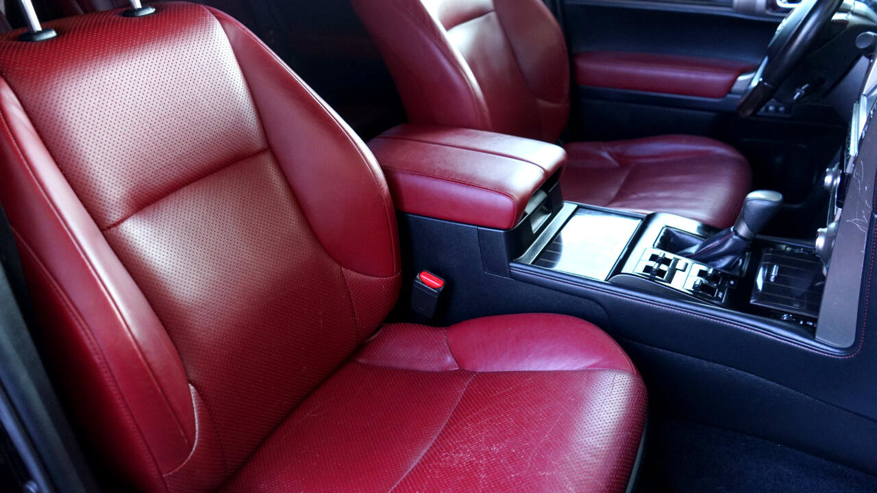 Used 2021 Lexus GX 460 Luxury w/ Sport Design Package image 13