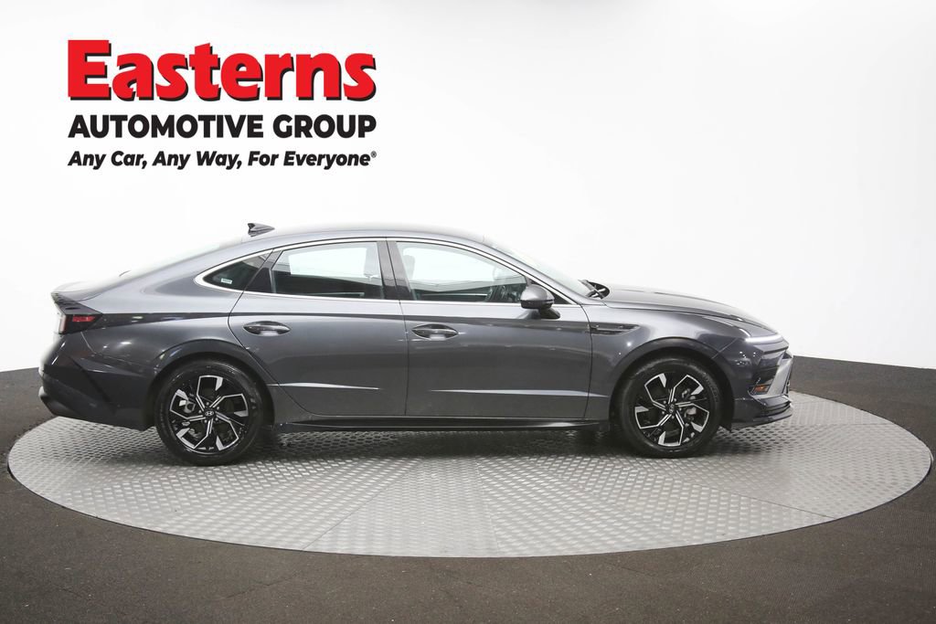 Used 2025 Hyundai Sonata SEL FWD image 45