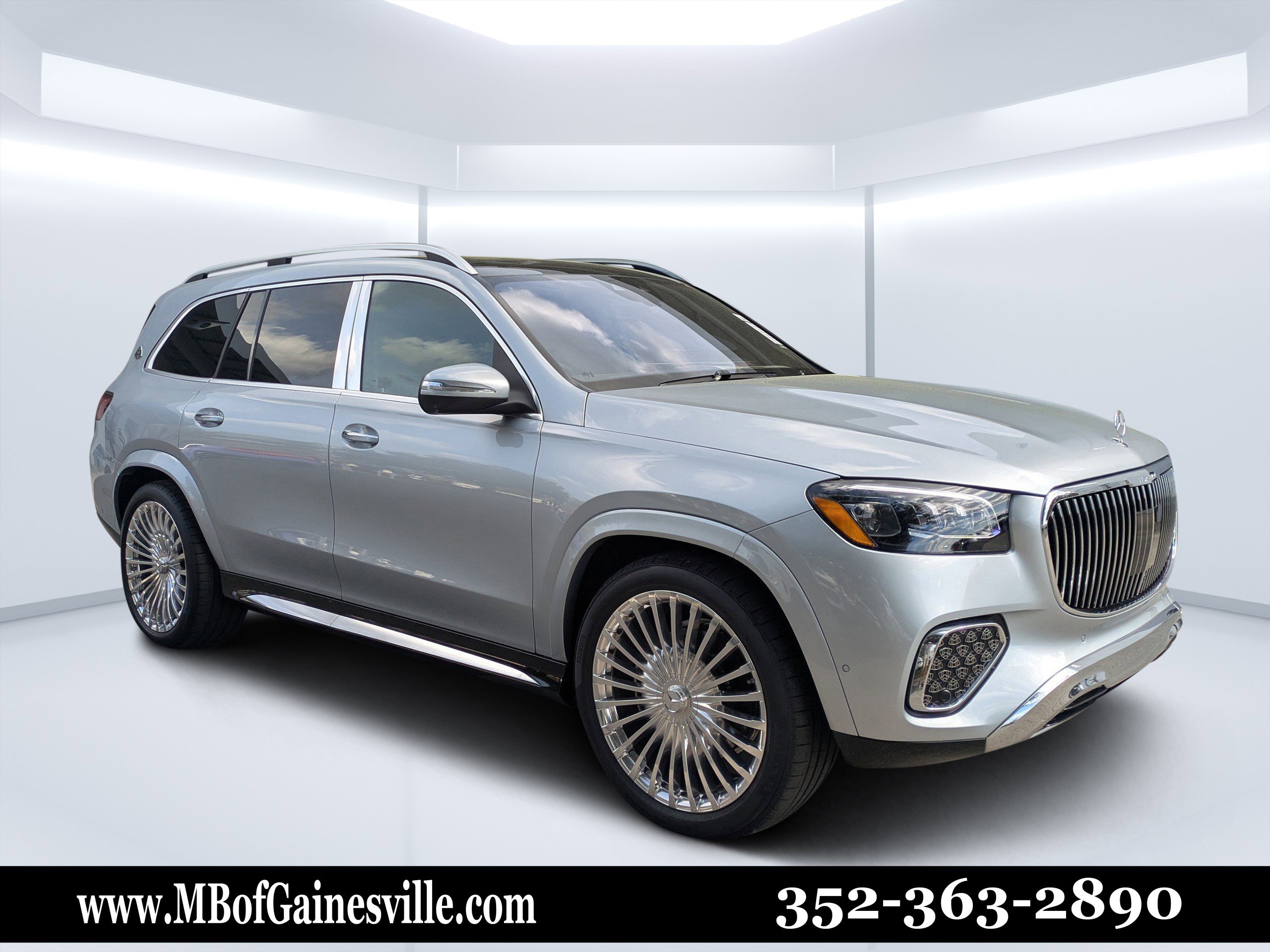 New 2026 Mercedes-Benz Maybach GLS 600 4MATIC image 1