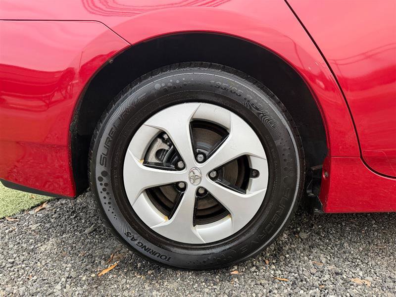 Used 2015 Toyota Prius Two FWD image 11