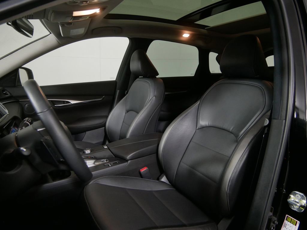 Used 2025 INFINITI QX50 Luxe AWD/4WD image 15