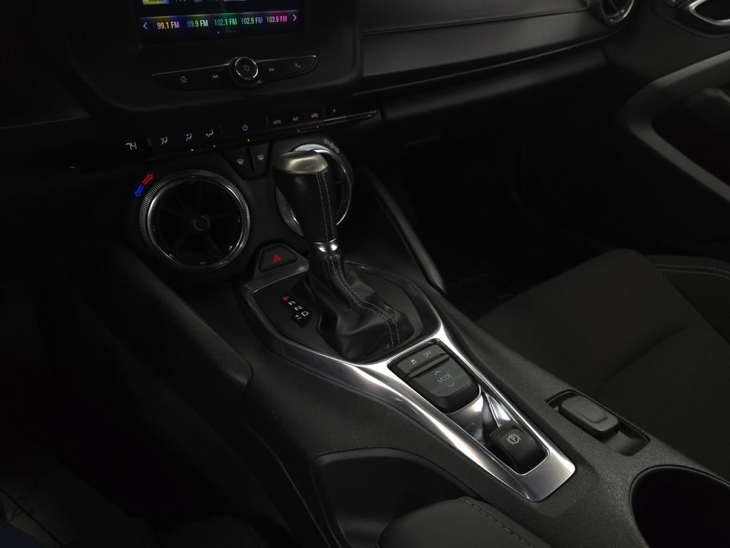 Used 2018 Chevrolet Camaro LT w/ RS Package image 25