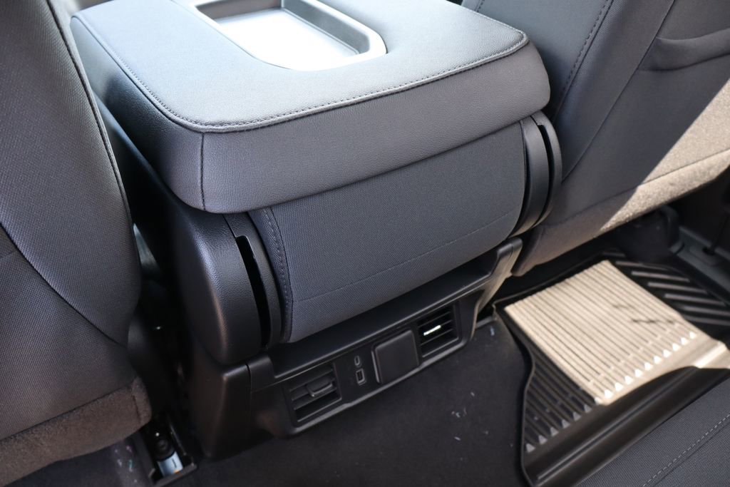 New 2026 Chevrolet Silverado 1500 LT image 38