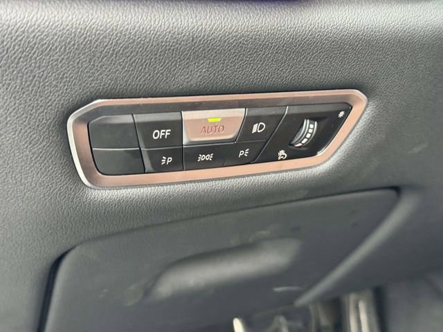 Used 2023 BMW X5 sDrive40i w/ M Sport Package RWD image 25