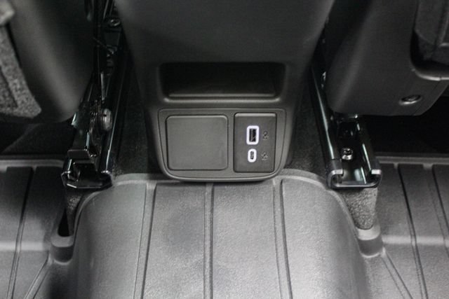 New 2026 Buick Encore GX Sport Touring w/ Advanced Technology Package AWD/4WD image 20