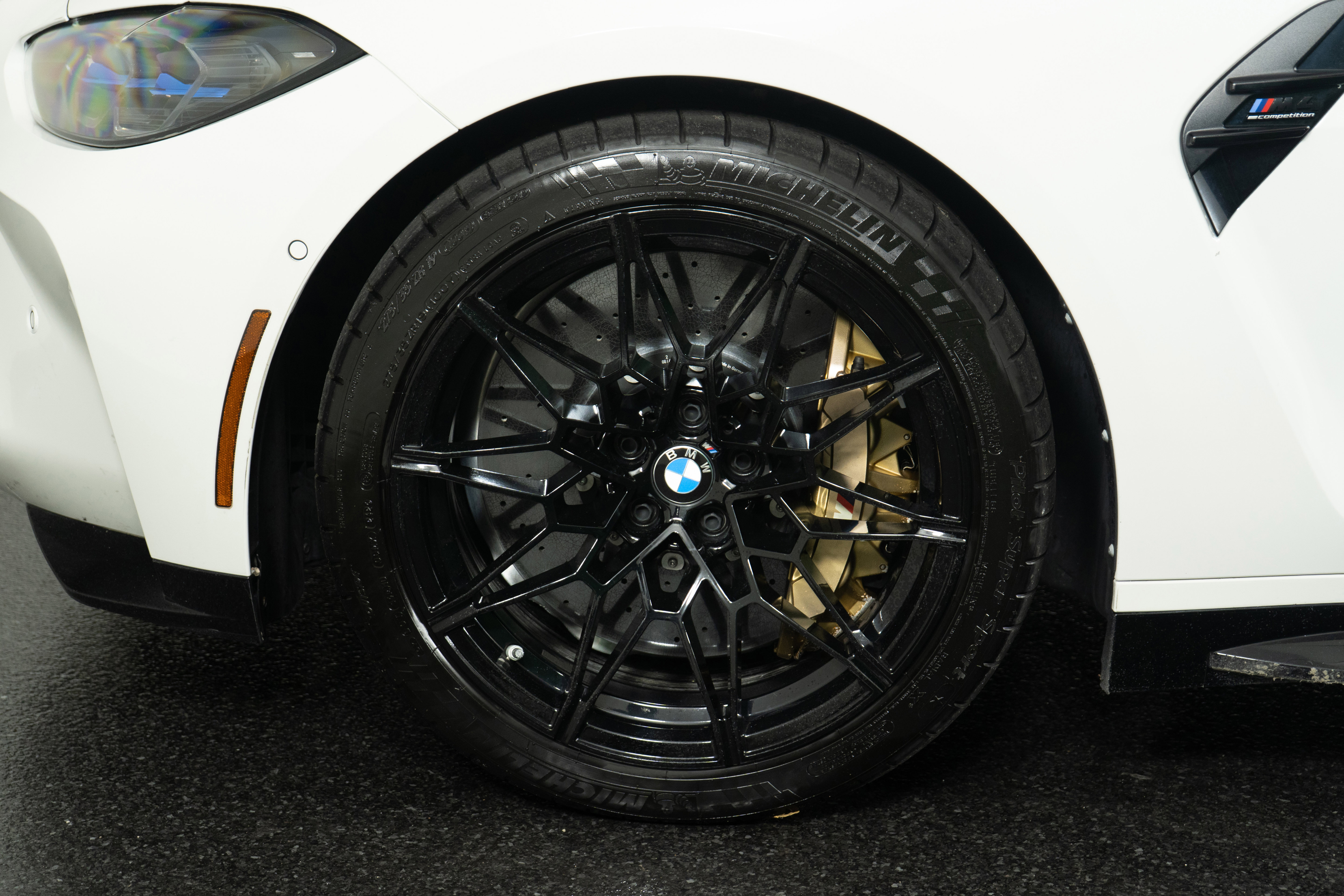 Used 2024 BMW M4 Competition image 20