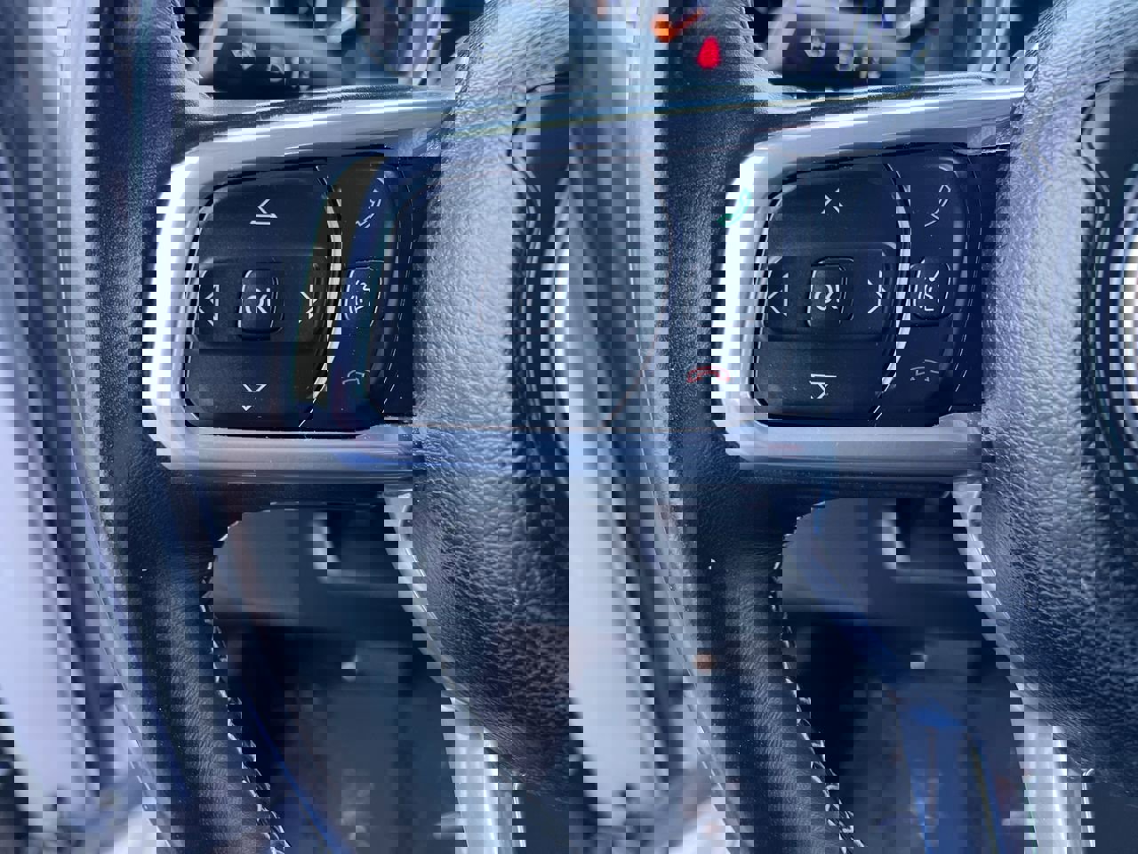 Used 2022 Jeep Gladiator Overland w/ Popular Equipment Package image 16