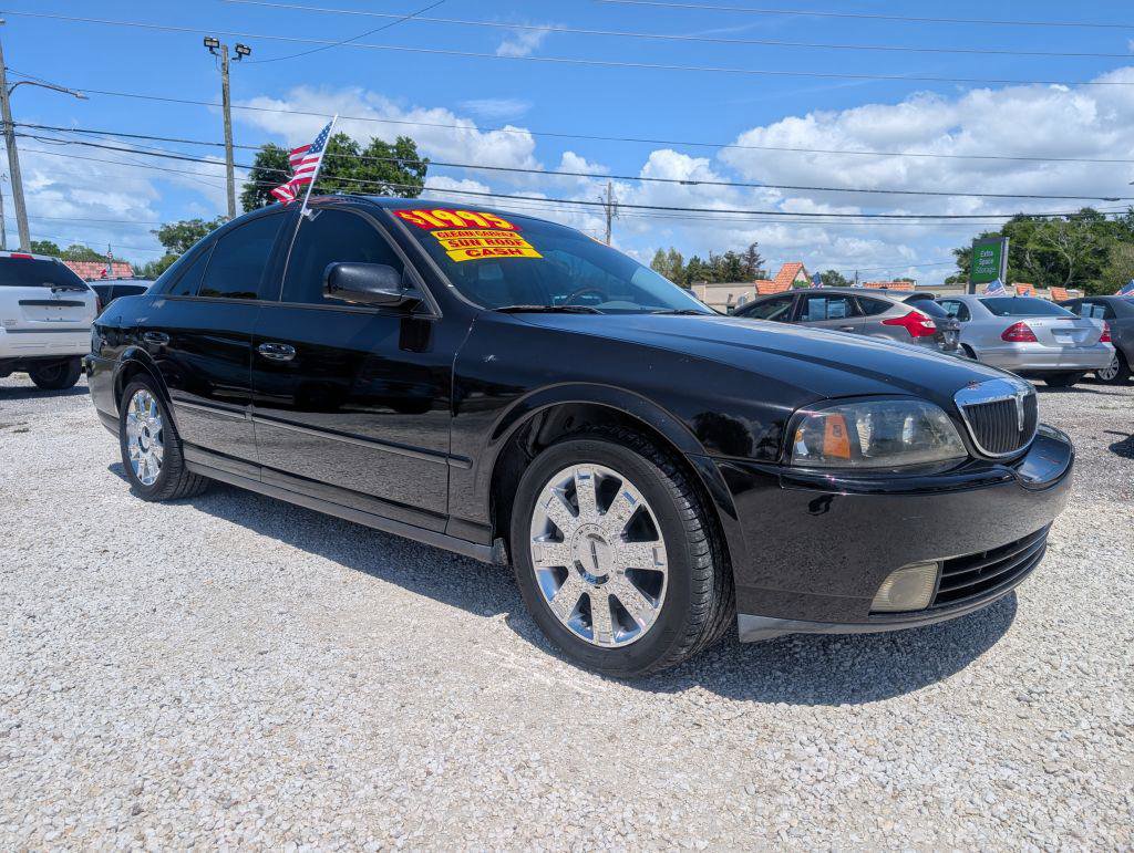 Used 2005 Lincoln LS image 1