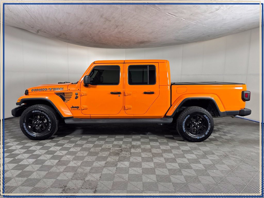 Certified 2025 Jeep Gladiator Overland AWD/4WD image 15