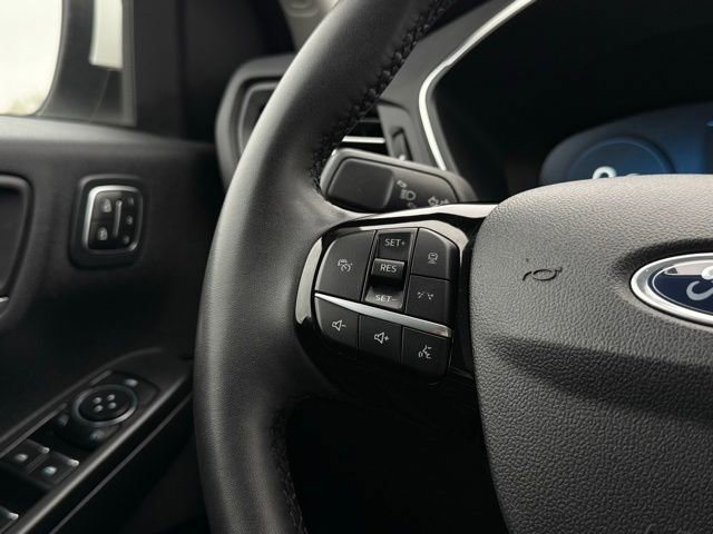 Used 2023 Ford Escape Platinum AWD/4WD image 10
