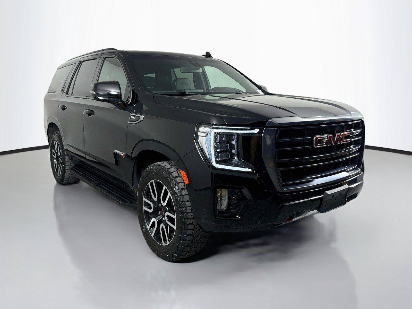Used 2021 GMC Yukon AT4 AWD/4WD image 3