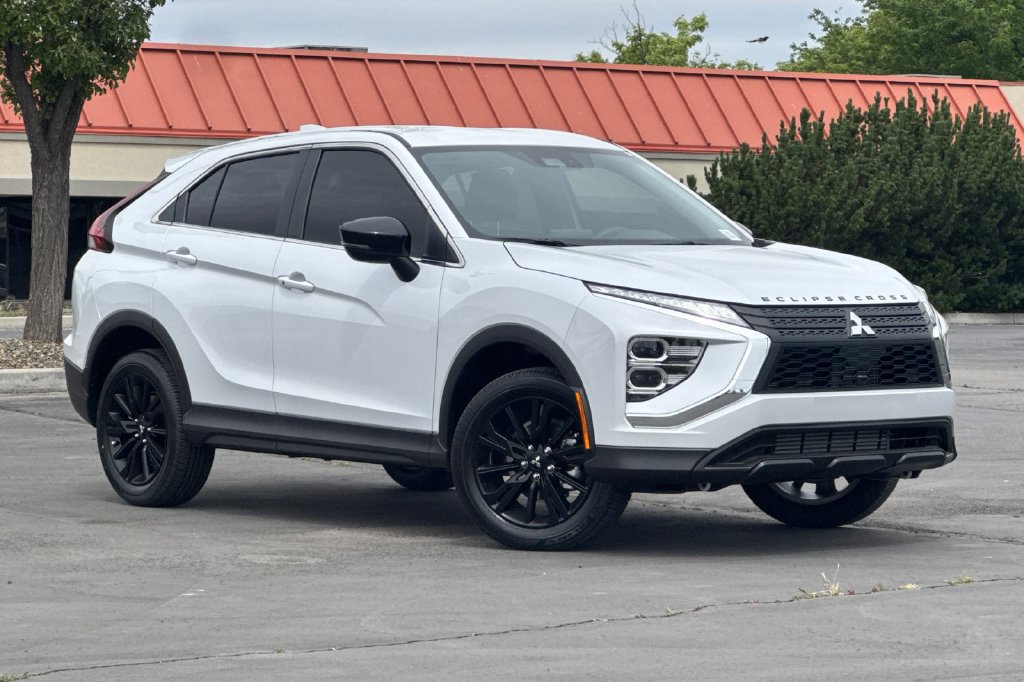 New 2026 Mitsubishi Eclipse Cross LE AWD/4WD image 2