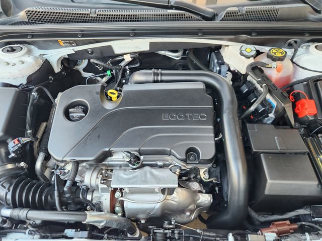 Used 2024 Chevrolet Malibu LT image 29