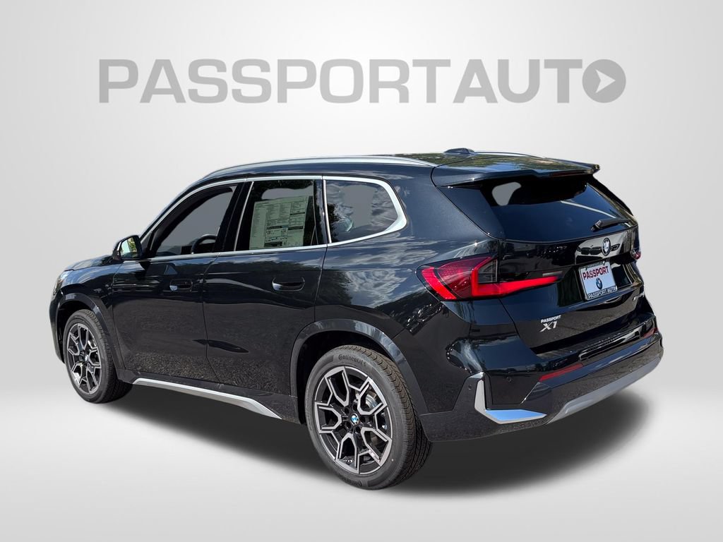 New 2026 BMW X1 xDrive28i AWD/4WD image 3
