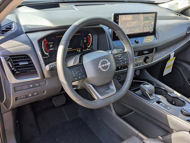 New 2026 Nissan Rogue Platinum image 3