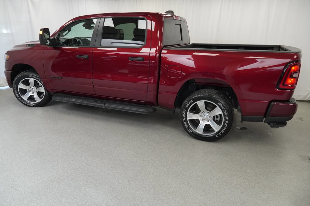 Certified 2025 RAM 1500 Tradesman AWD/4WD image 16
