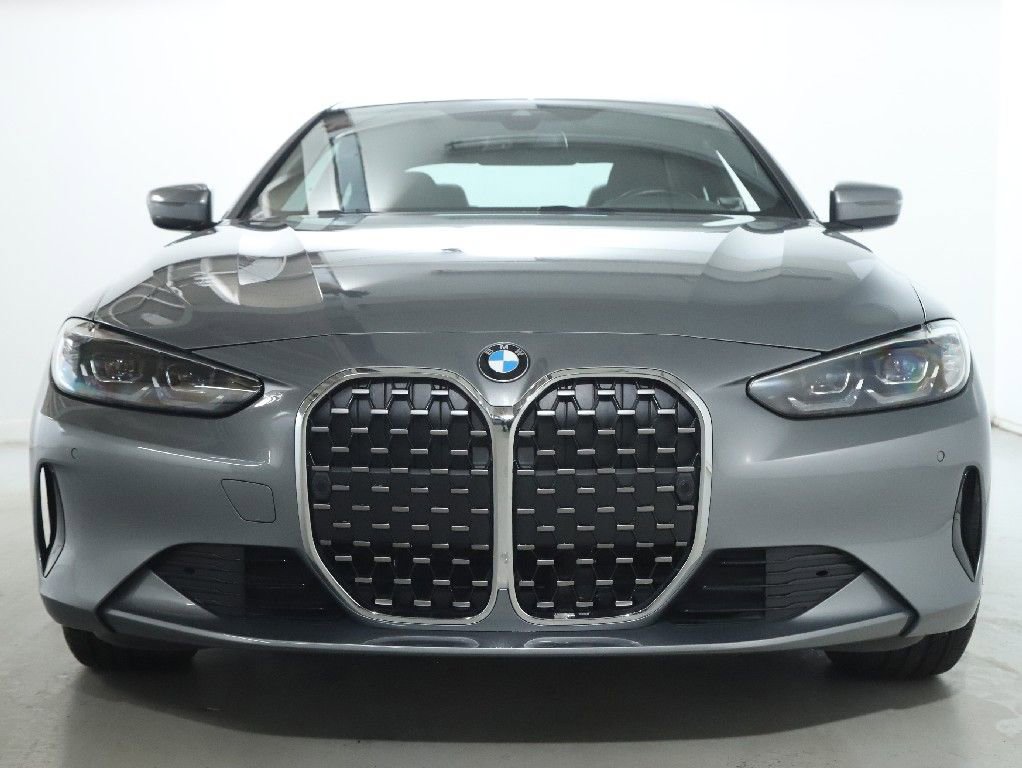 Used 2023 BMW 430i xDrive Coupe w/ Premium Package image 5
