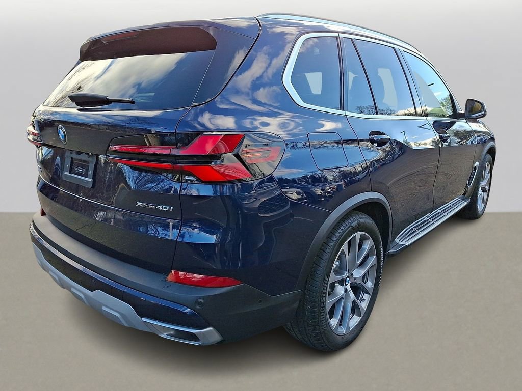 Certified 2024 BMW X5 xDrive40i w/ Premium Package AWD/4WD image 4