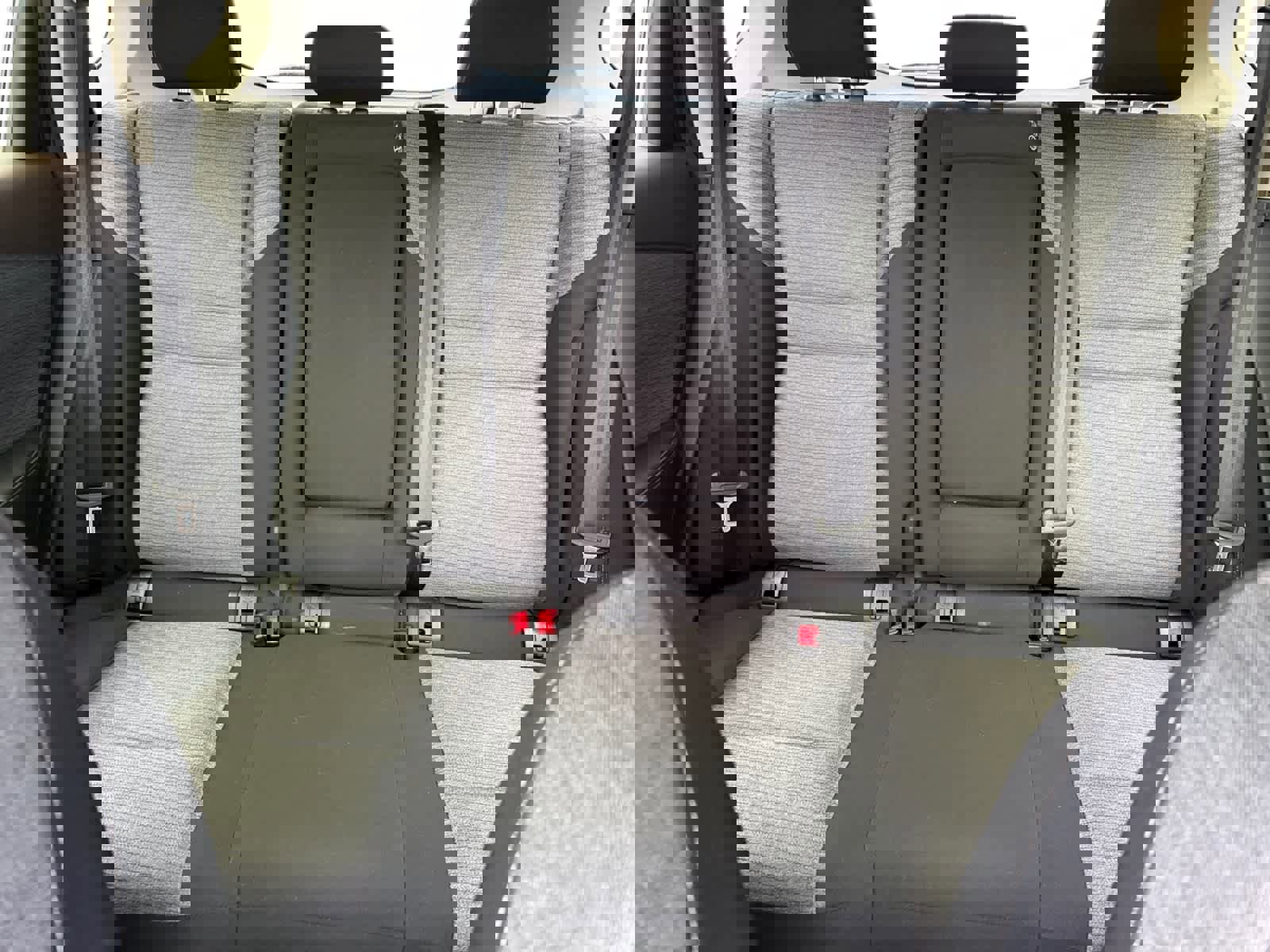 Used 2023 Nissan Rogue SV image 19