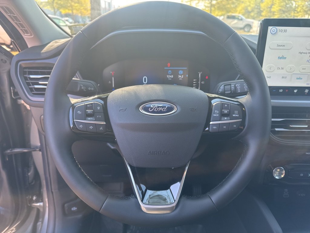 New 2024 Ford Escape SE image 24