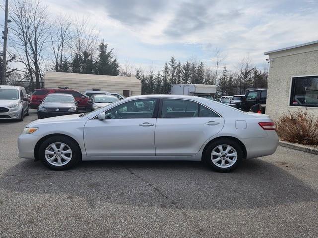 Used 2011 Toyota Camry LE w/ LE Extra-Value Pkg FWD image 4