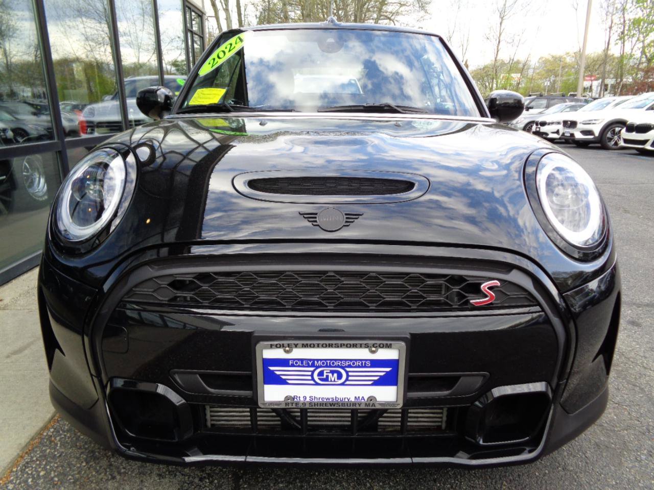 Used 2024 MINI Cooper S FWD image 2