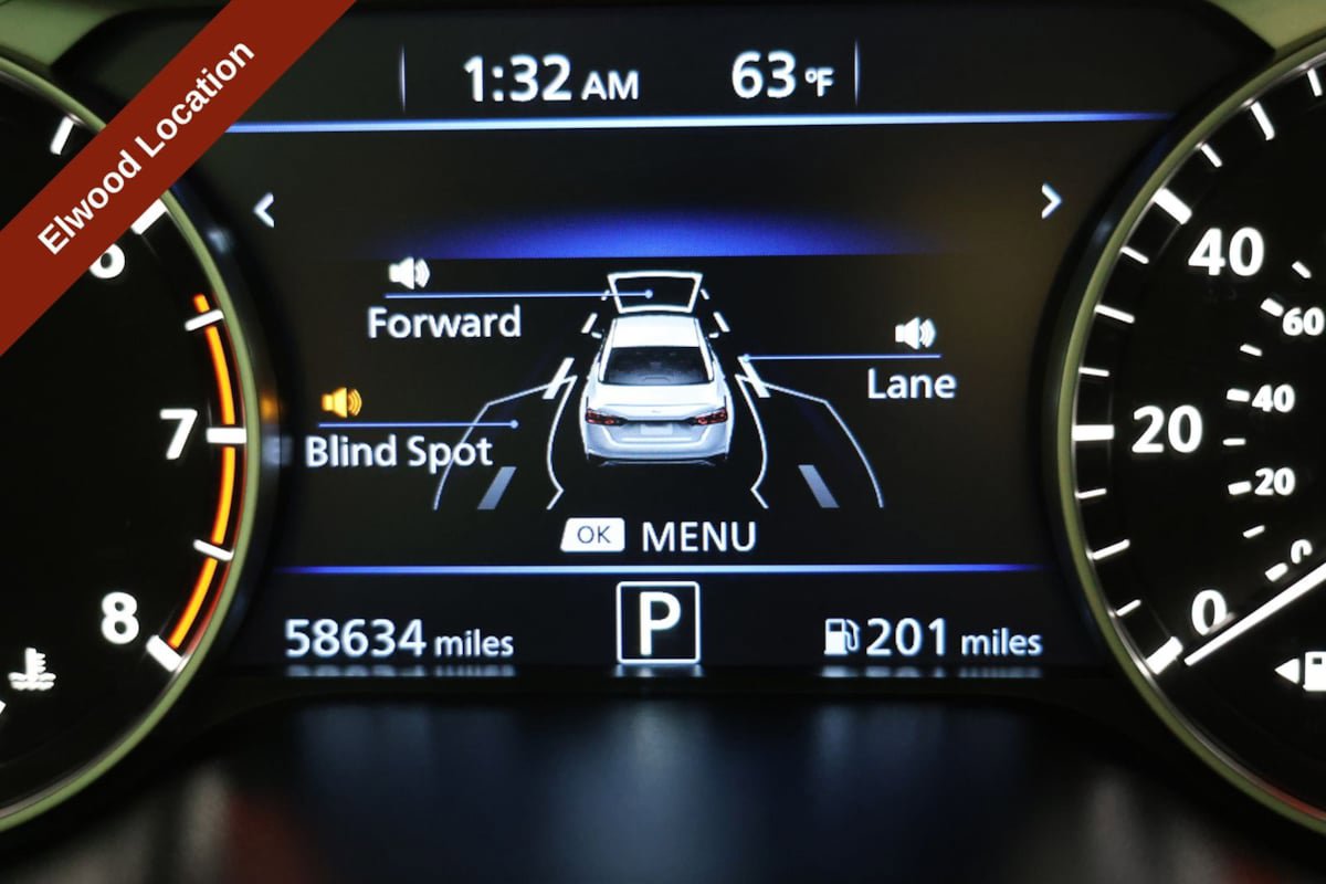 Used 2020 Nissan Altima 2.5 SR FWD image 10