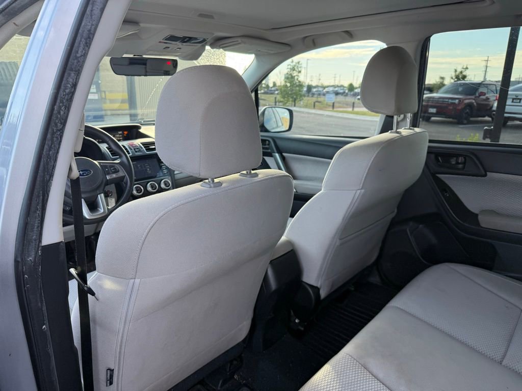 Used 2017 Subaru Forester 2.5i Premium image 9