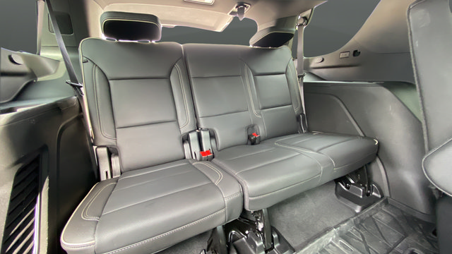 Used 2024 Chevrolet Tahoe Premier AWD/4WD image 27