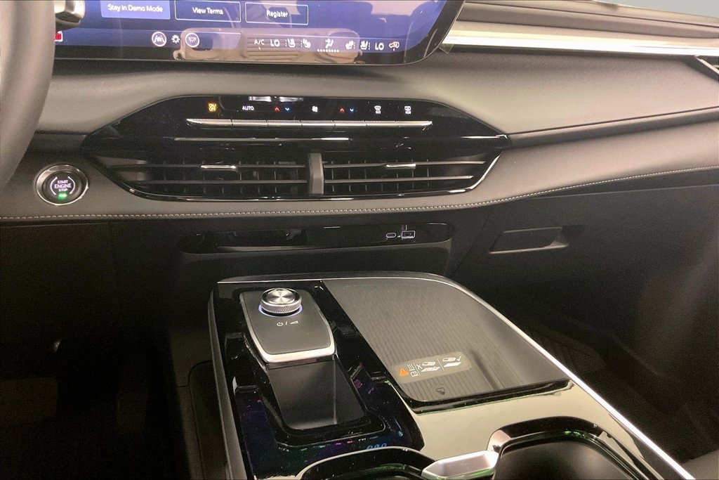New 2027 Buick Enclave Avenir FWD image 6