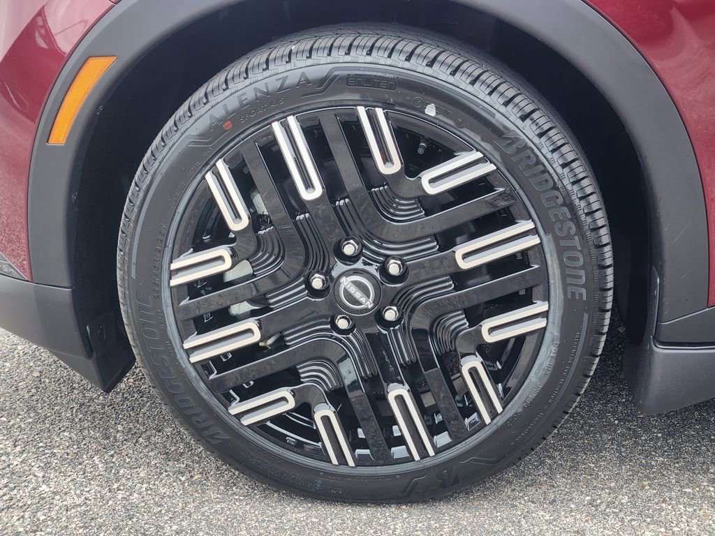 New 2026 Nissan Leaf Platinum+ w/ Cargo Package (Platinum+) image 7