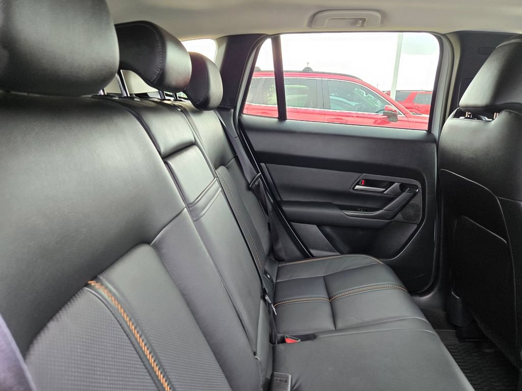 Used 2025 MAZDA CX-50 AWD 2.5 Turbo w/ Weather Package image 12