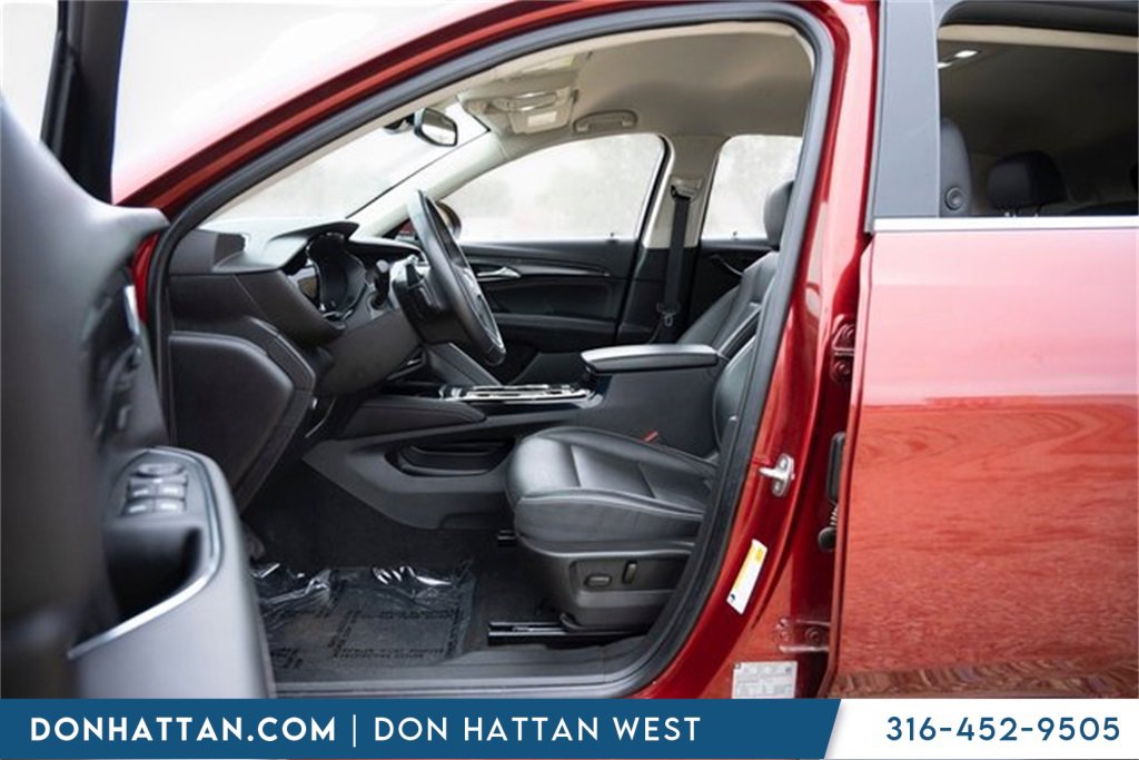 Used 2023 Buick Envision Essence image 5
