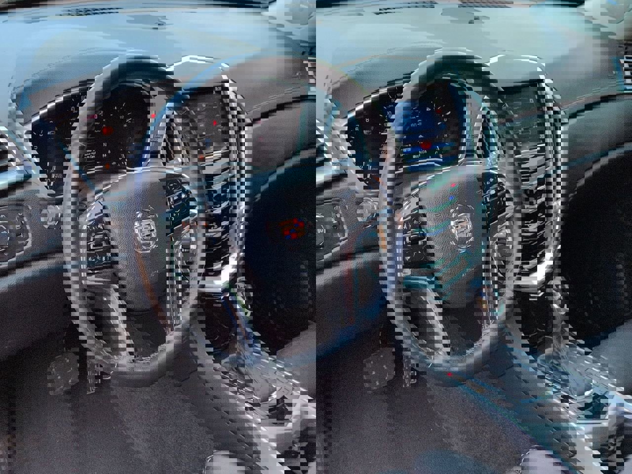 Used 2016 Cadillac SRX Performance w/ Midnight Edition Package image 10