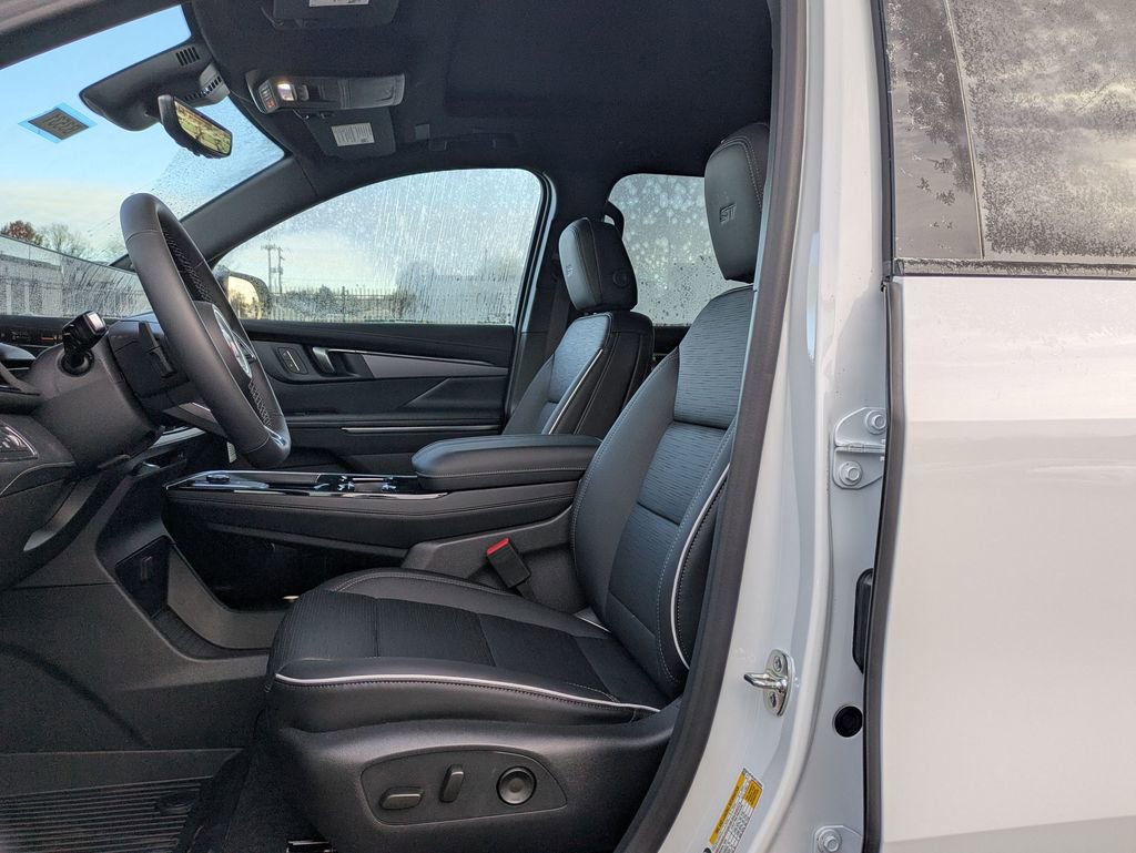 New 2026 Buick Enclave Sport Touring image 14