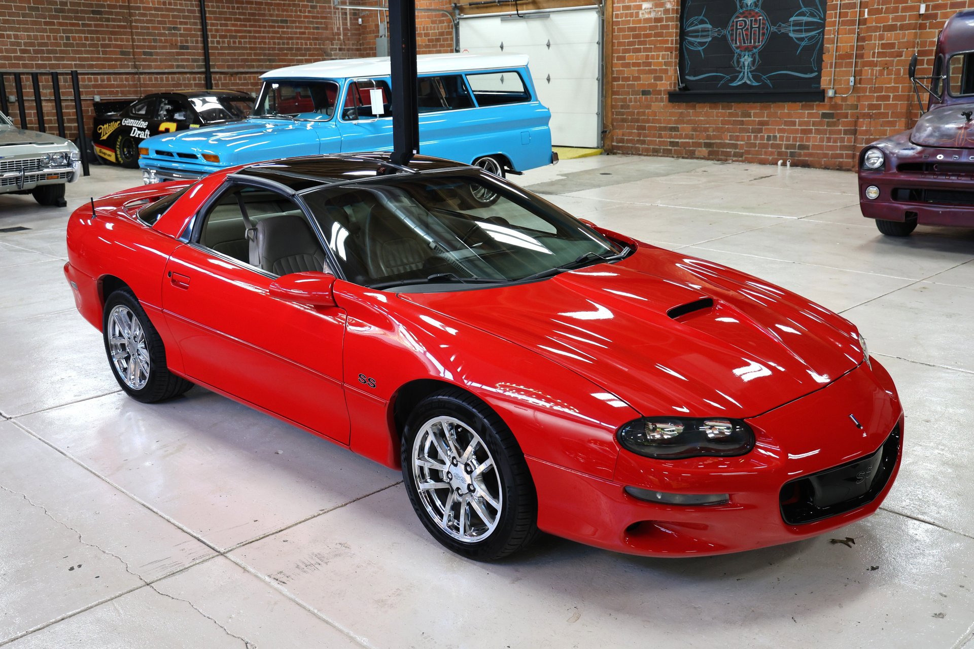 Used 2002 Chevrolet Camaro Z28 w/ SS Performance/Appearance Pkg image 2