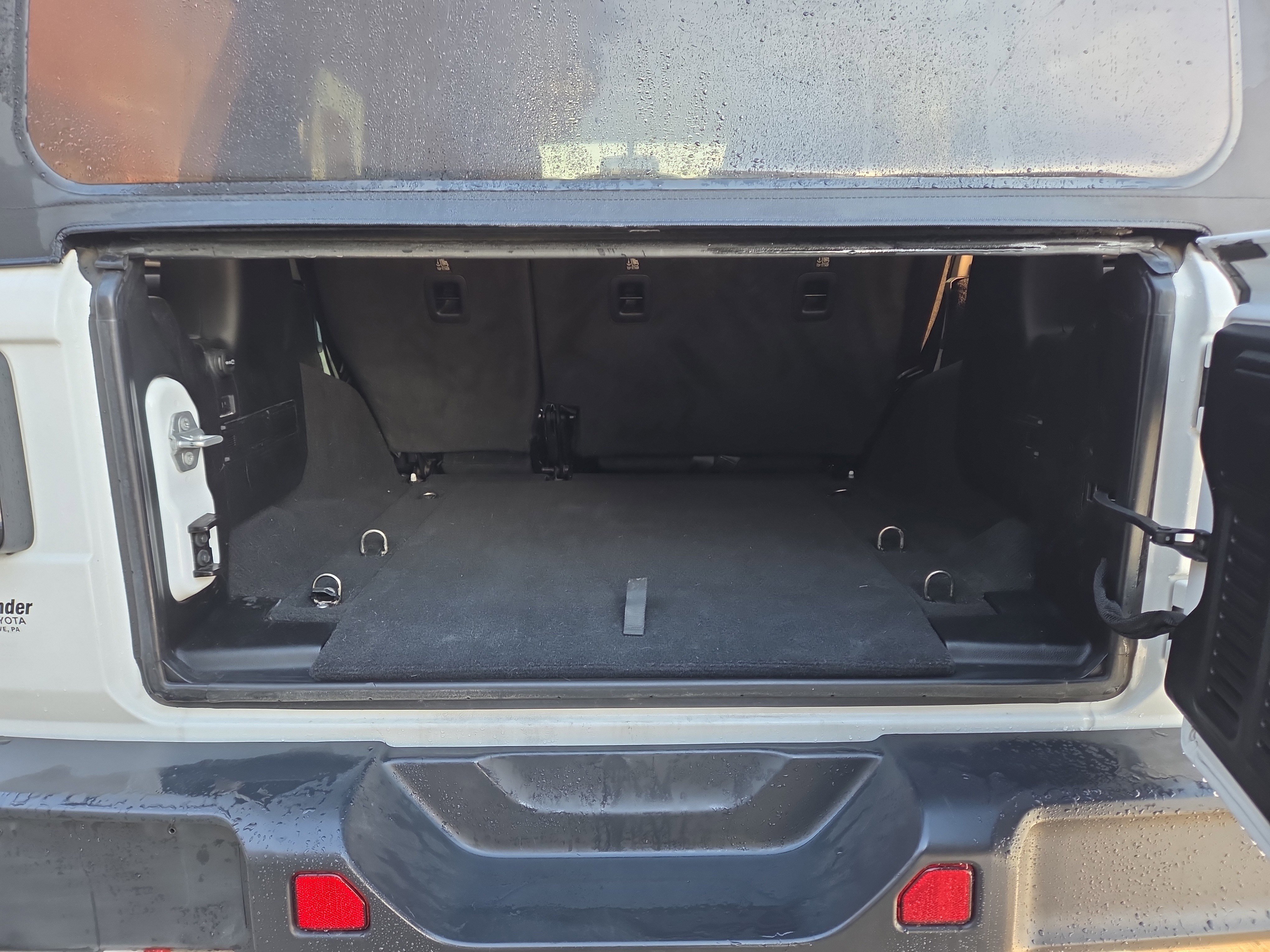 Used 2020 Jeep Wrangler Unlimited Rubicon image 5