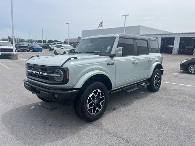 Used 2023 Ford Bronco Outer Banks AWD/4WD image 3