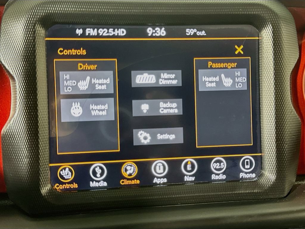 Used 2018 Jeep Wrangler Unlimited Rubicon AWD/4WD image 39