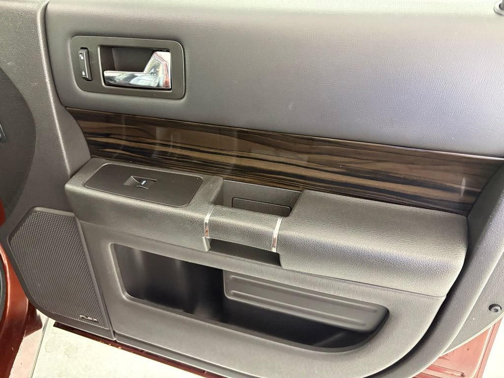 Used 2015 Ford Flex SEL w/ Equipment Group 202A FWD image 40