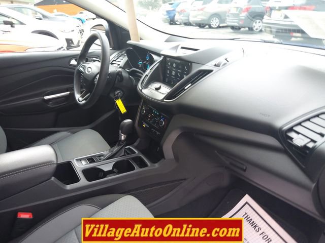 Used 2017 Ford Escape SE w/ Equipment Group 201A image 30