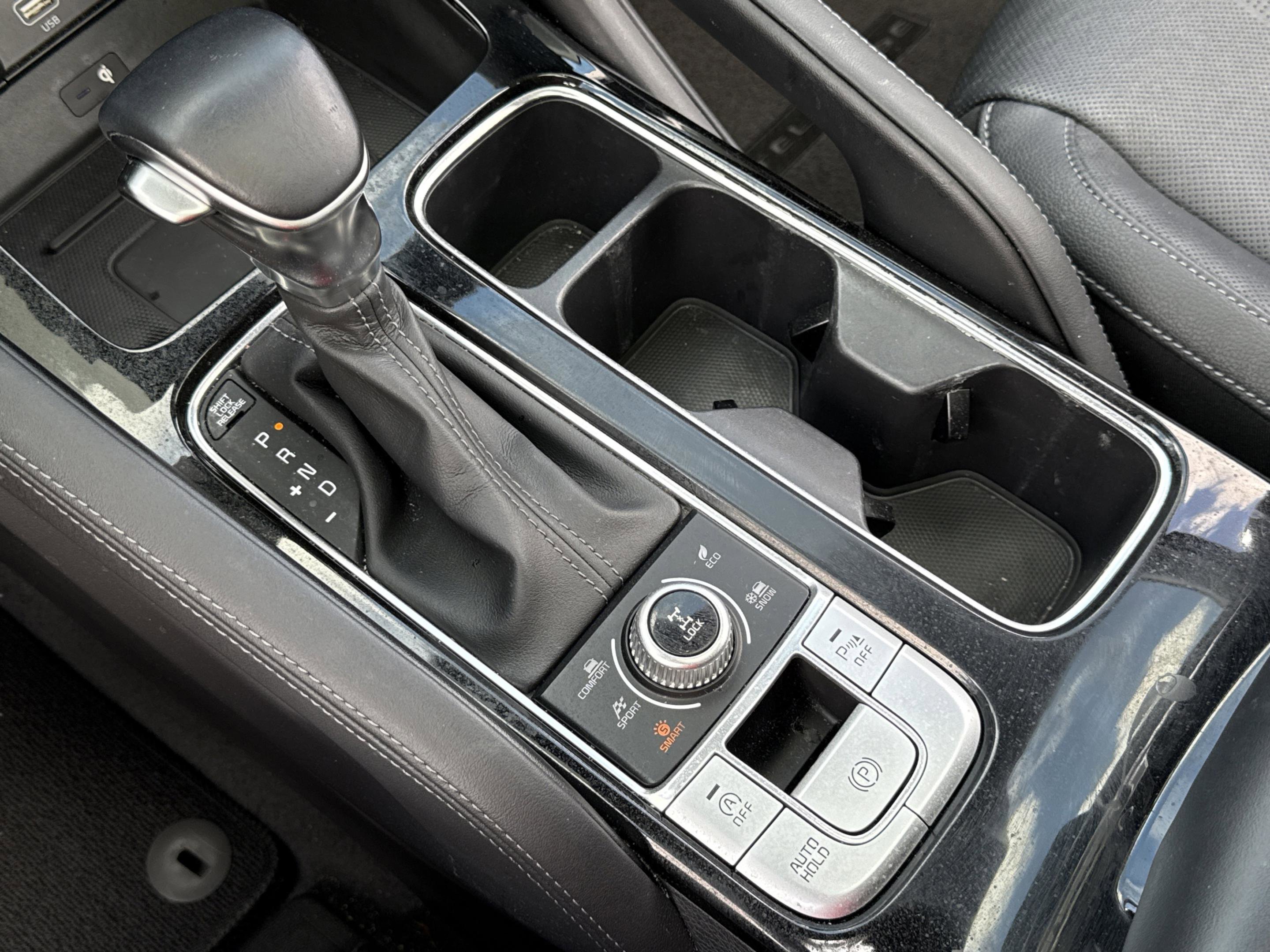 Certified 2022 Kia Telluride EX w/ EX Premium Package image 16