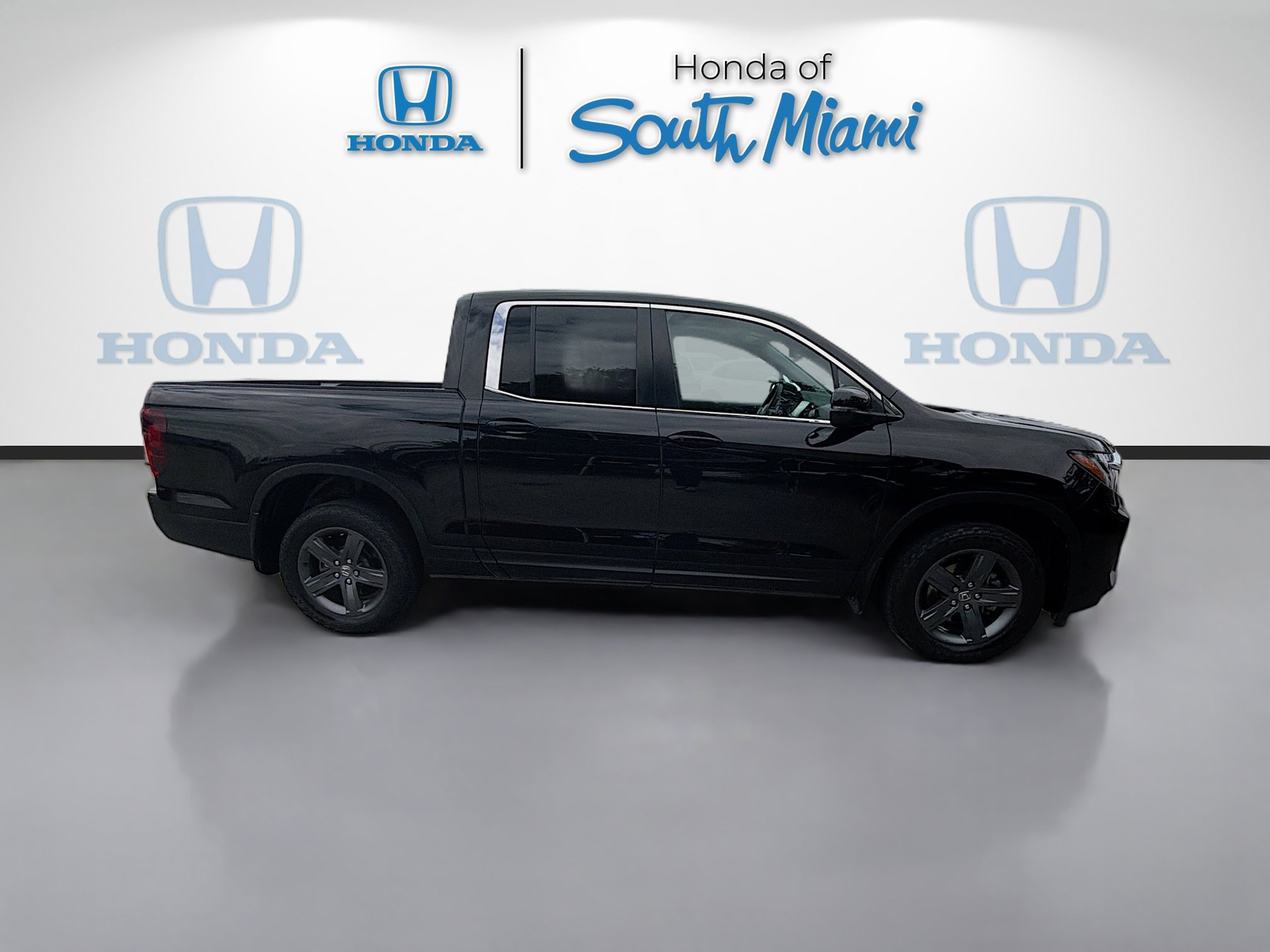 Certified 2023 Honda Ridgeline RTL image 8